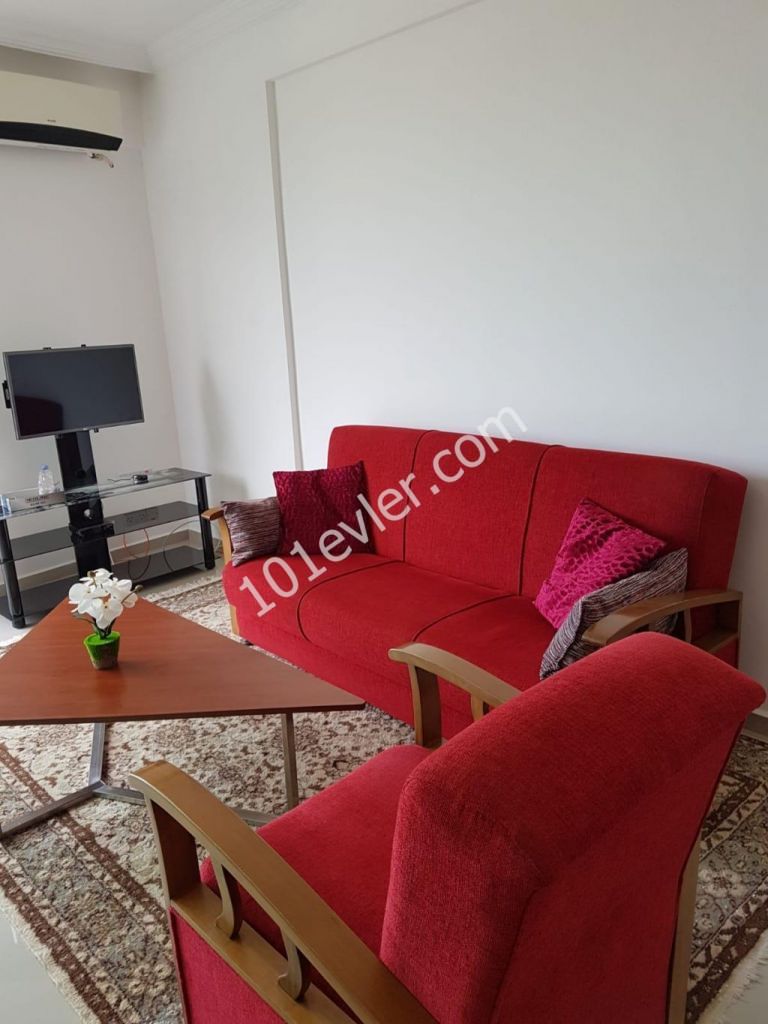 GİRNE KARAOĞLANOĞLU'NDA KİRALIK 1+1 LÜX DAİRE