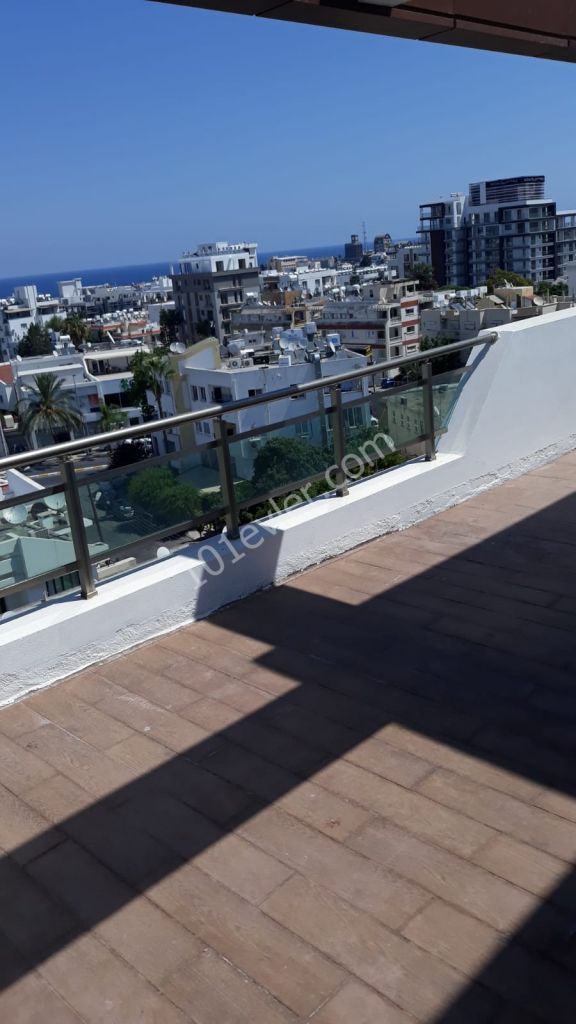 Penthouse Mieten in Girne Merkez, Kyrenia