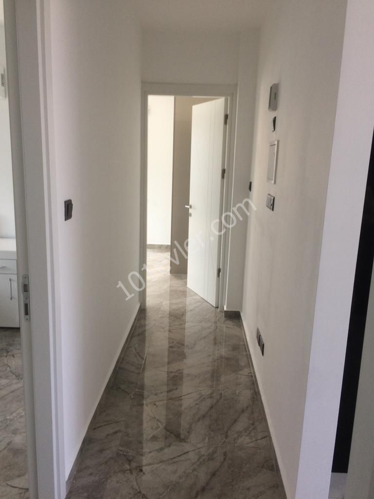 APARTMENT FOR RENT ( 2+1)  IN KYRNIA CITY CENTER