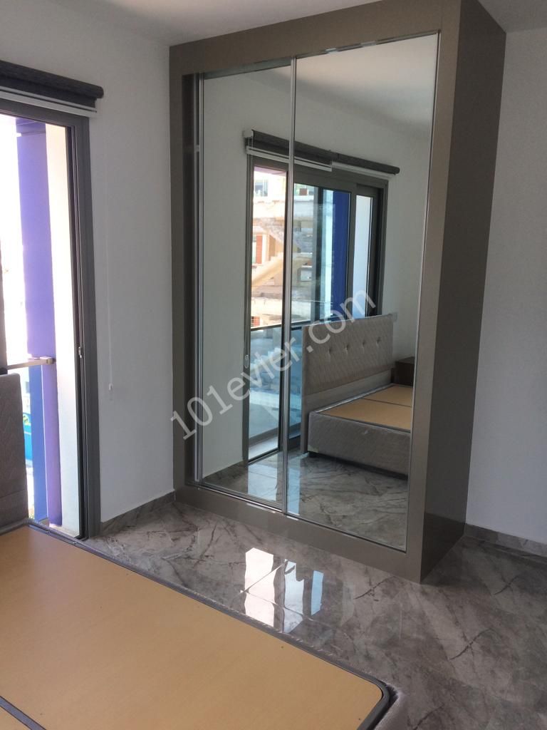 GİRNE MERKEZ KİRALIK 2+1 LÜX DAİRE