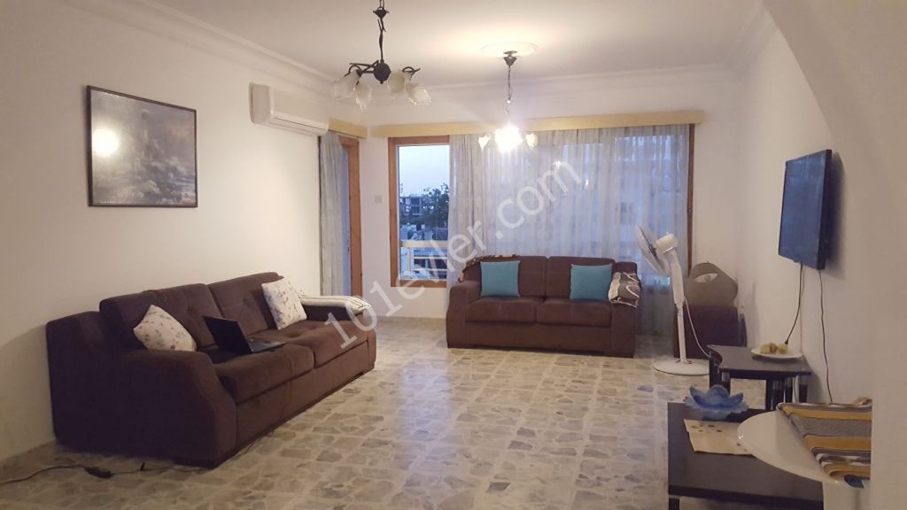 GİRNE MERKEZ DE KİRALIK 3+1 LÜX DAİRE