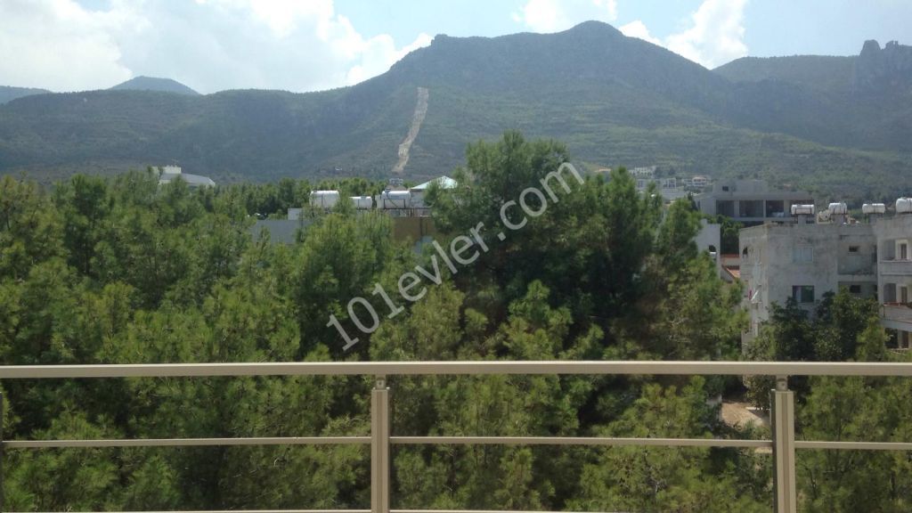 Penthouse To Rent in Girne Merkez, Kyrenia