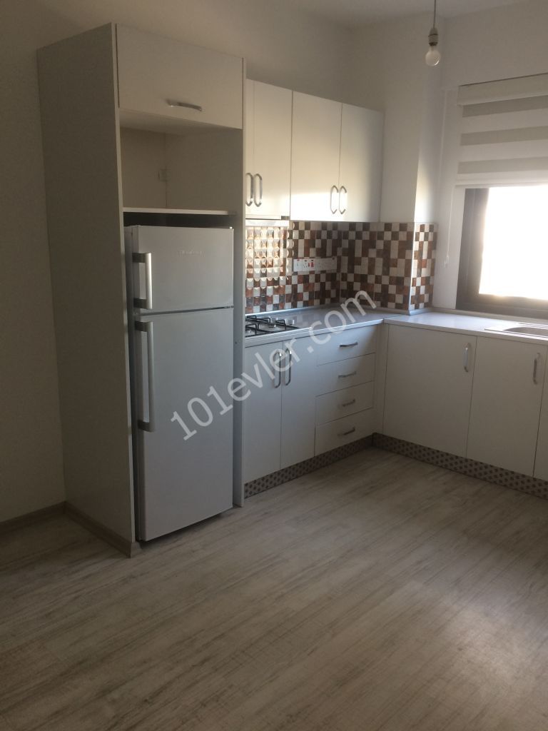 GİRNE MERKEZ DE KİRALIK 1+1 LÜX DAİRE