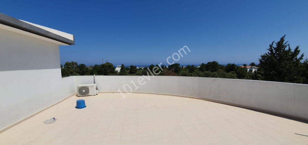 Flat For Sale in Karaoğlanoğlu, Kyrenia