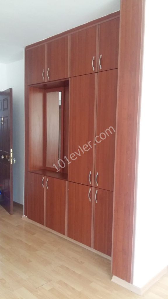 GİRNE MERKEZ DE KİRALIK 3+1 DAİRE