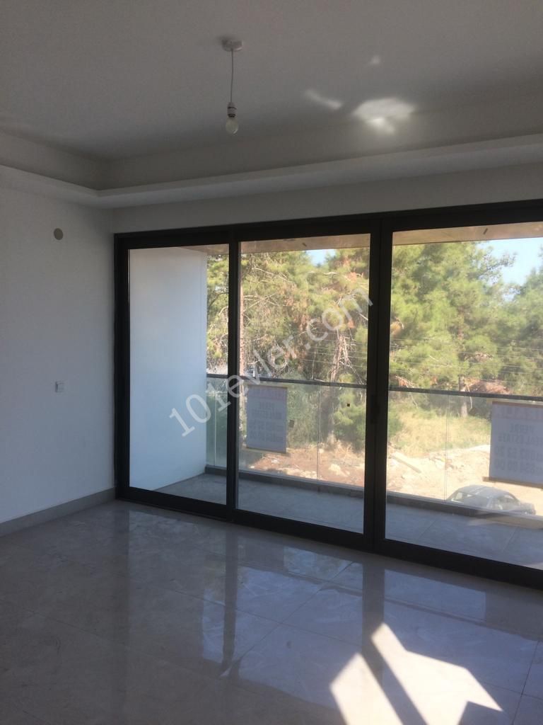 GİRNE MERKEZ DE KİRALIK 2+1 LÜX DAİRE