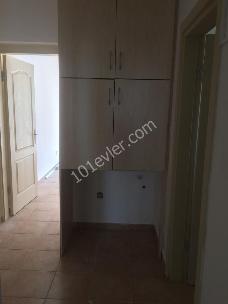 GİRNE MERKEZ DE SATILIK 2+1 DAİRE