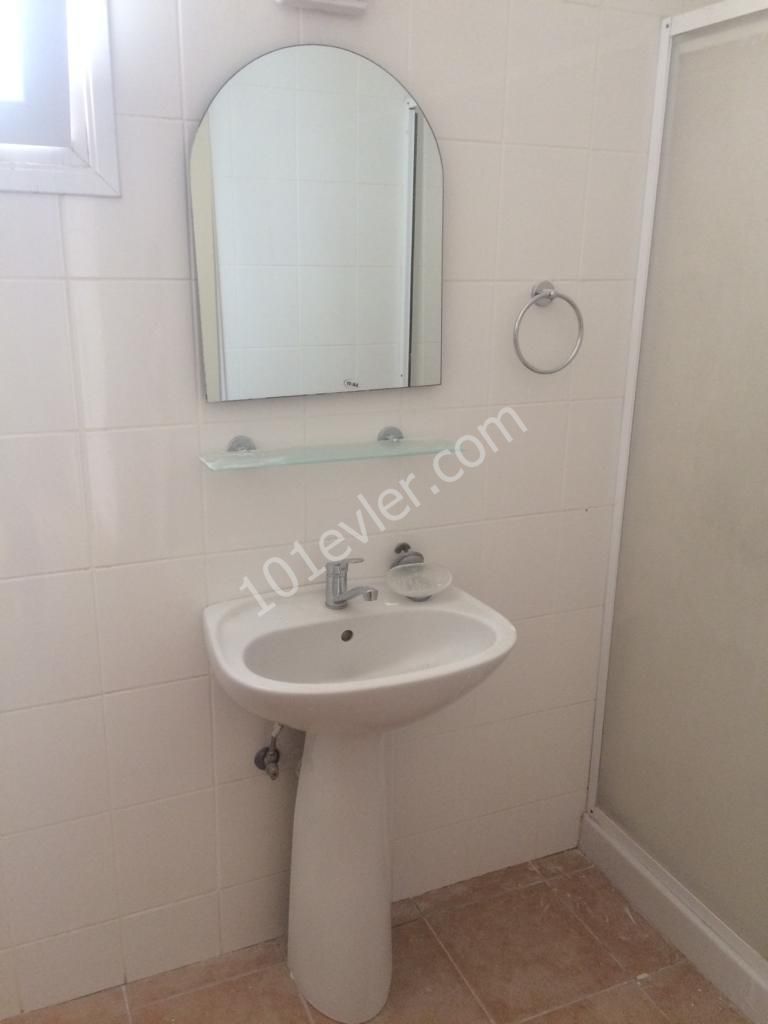 GİRNE MERKEZ DE SATILIK 2+1 DAİRE