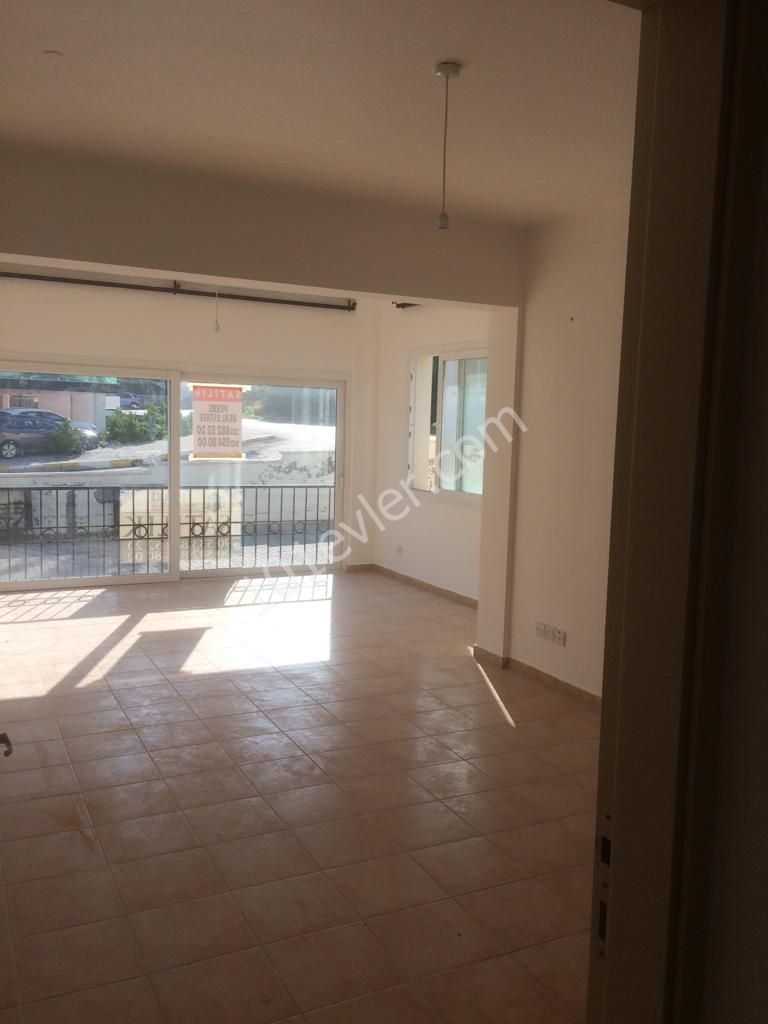 GİRNE MERKEZ DE SATILIK 2+1 DAİRE