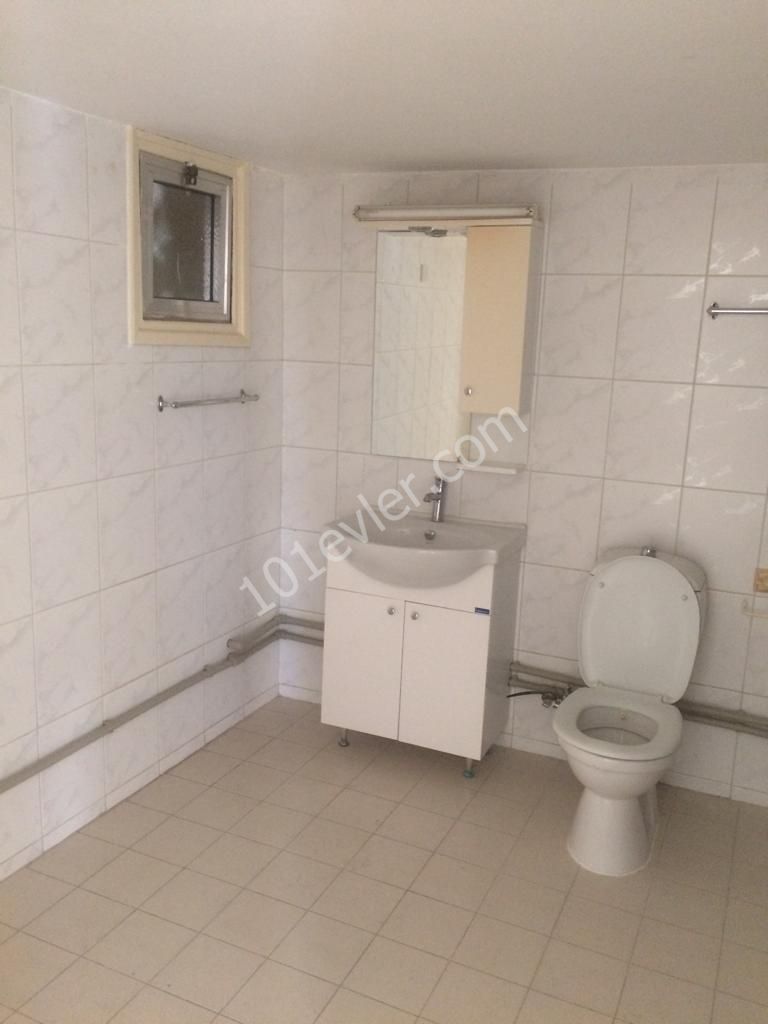 Flat To Rent in Girne Merkez, Kyrenia