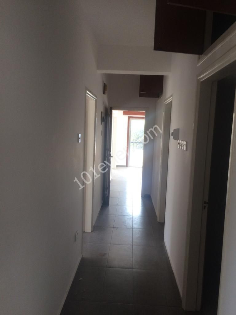 Flat To Rent in Girne Merkez, Kyrenia