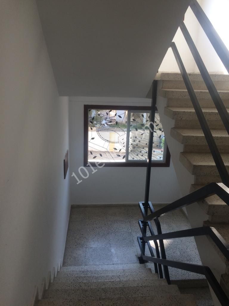 GİRNE MERKEZ DE KİRALIK 3+1 LÜX DAİRE