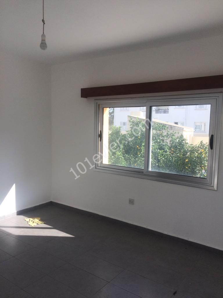 Flat To Rent in Girne Merkez, Kyrenia