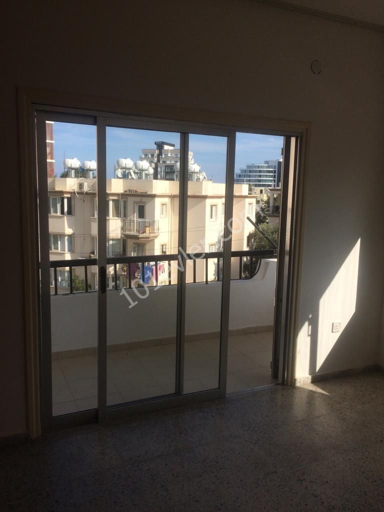 Flat To Rent in Girne Merkez, Kyrenia