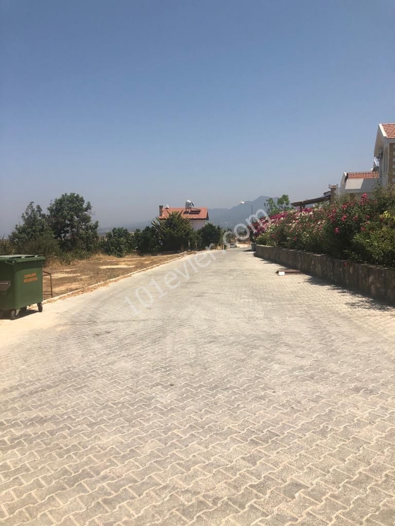 Residential Zoned Plot For Sale in Arapköy, Kyrenia