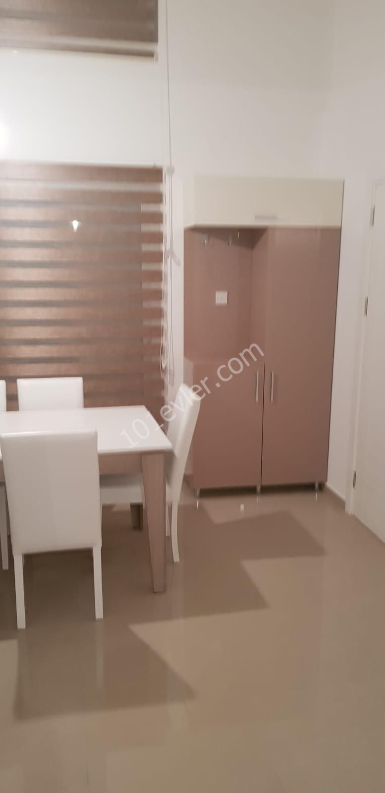 Girne merkeze  yakın 3+1 full eşyalı havuzlu villa