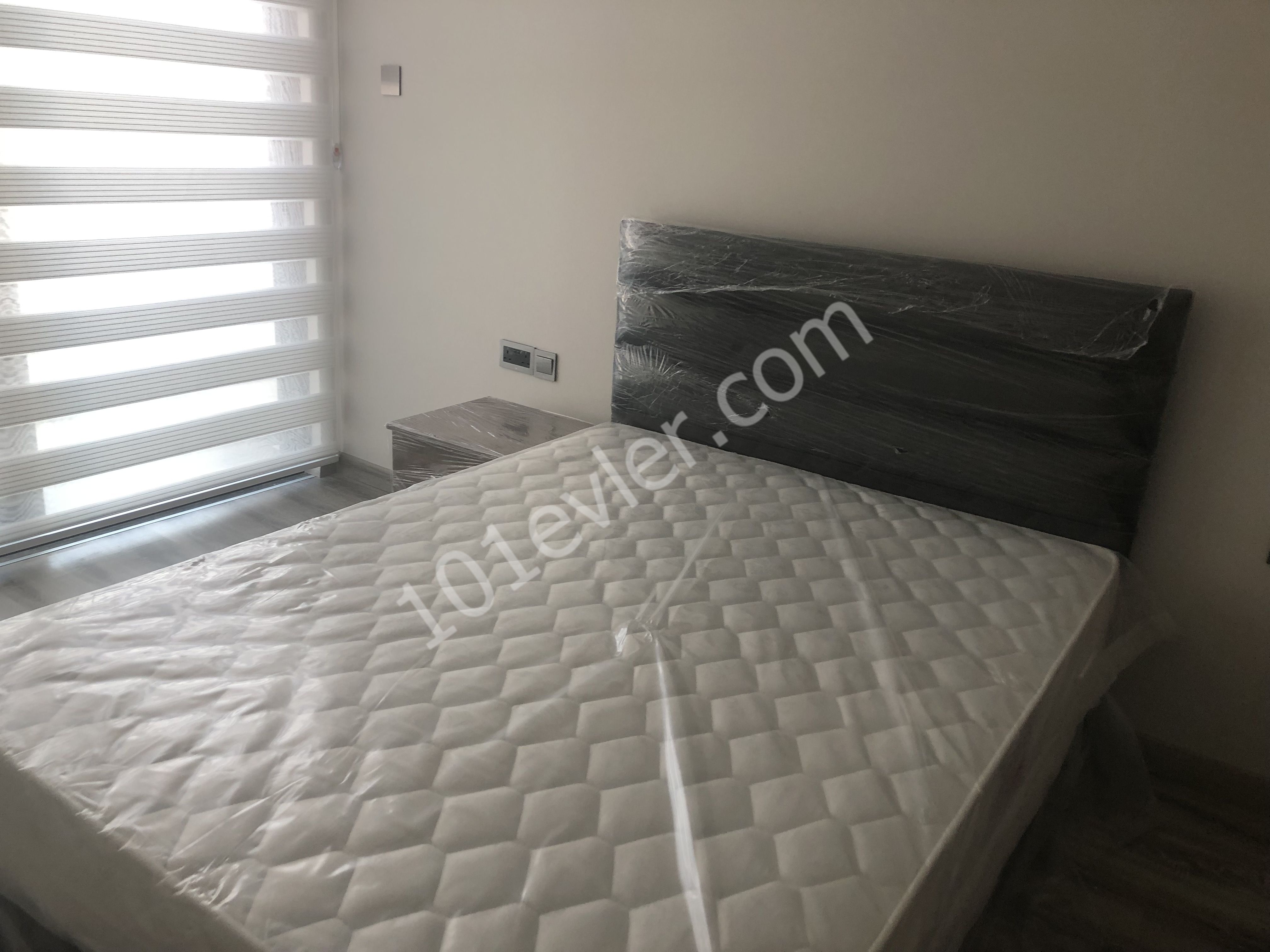 Girne merkezde lüx residance da kiralık 2+1 daire 