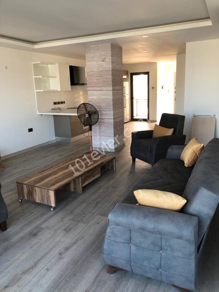 Flat To Rent in Girne Merkez, Kyrenia