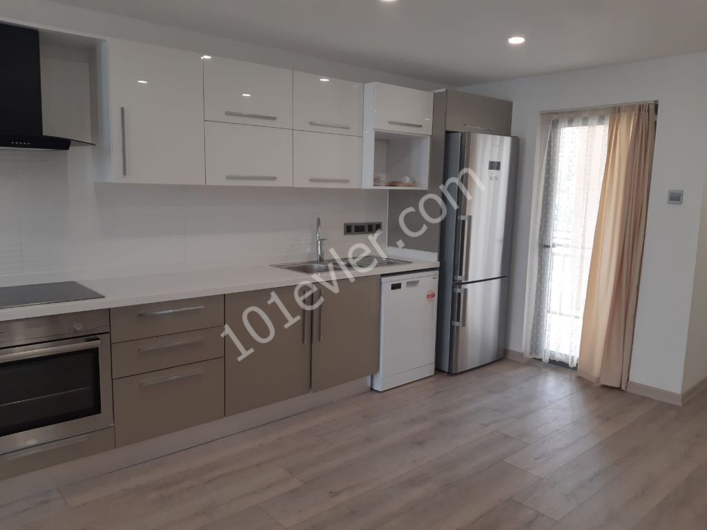 Flat To Rent in Girne Merkez, Kyrenia