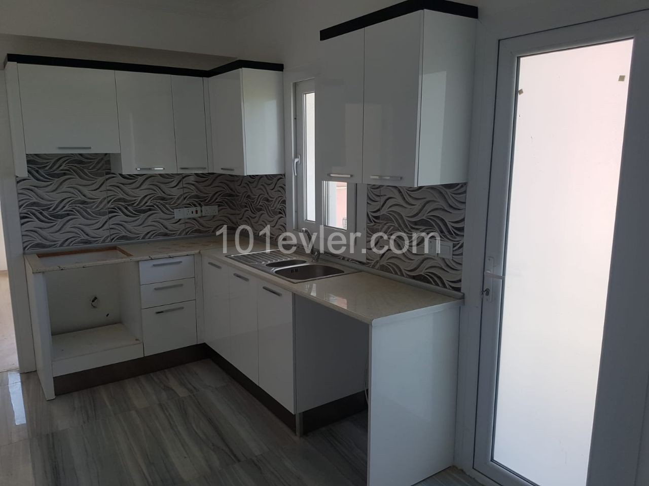 2 + 1 Apartments FOR SALE in Alsancak ** 