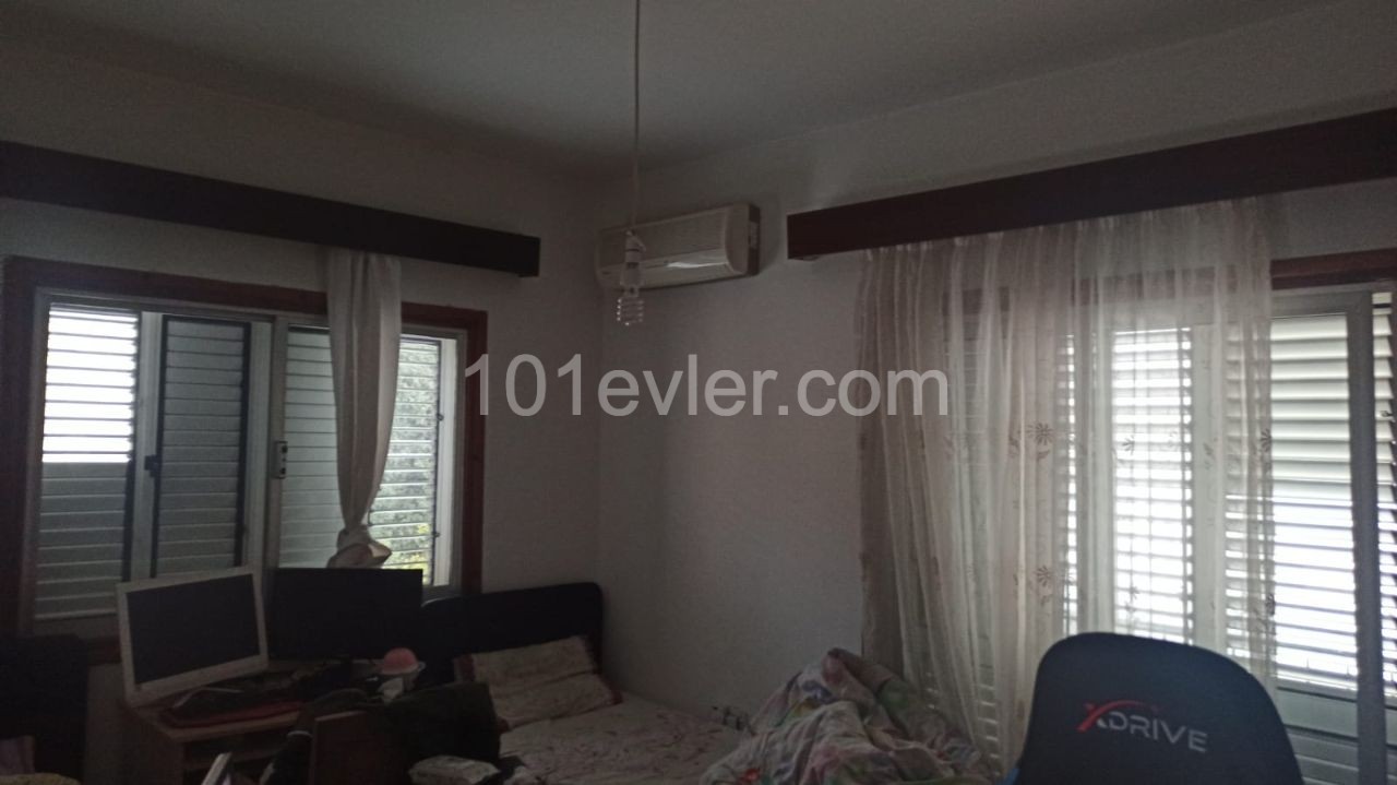 3+1 apartments for sale in the center of Kyrenia ** 