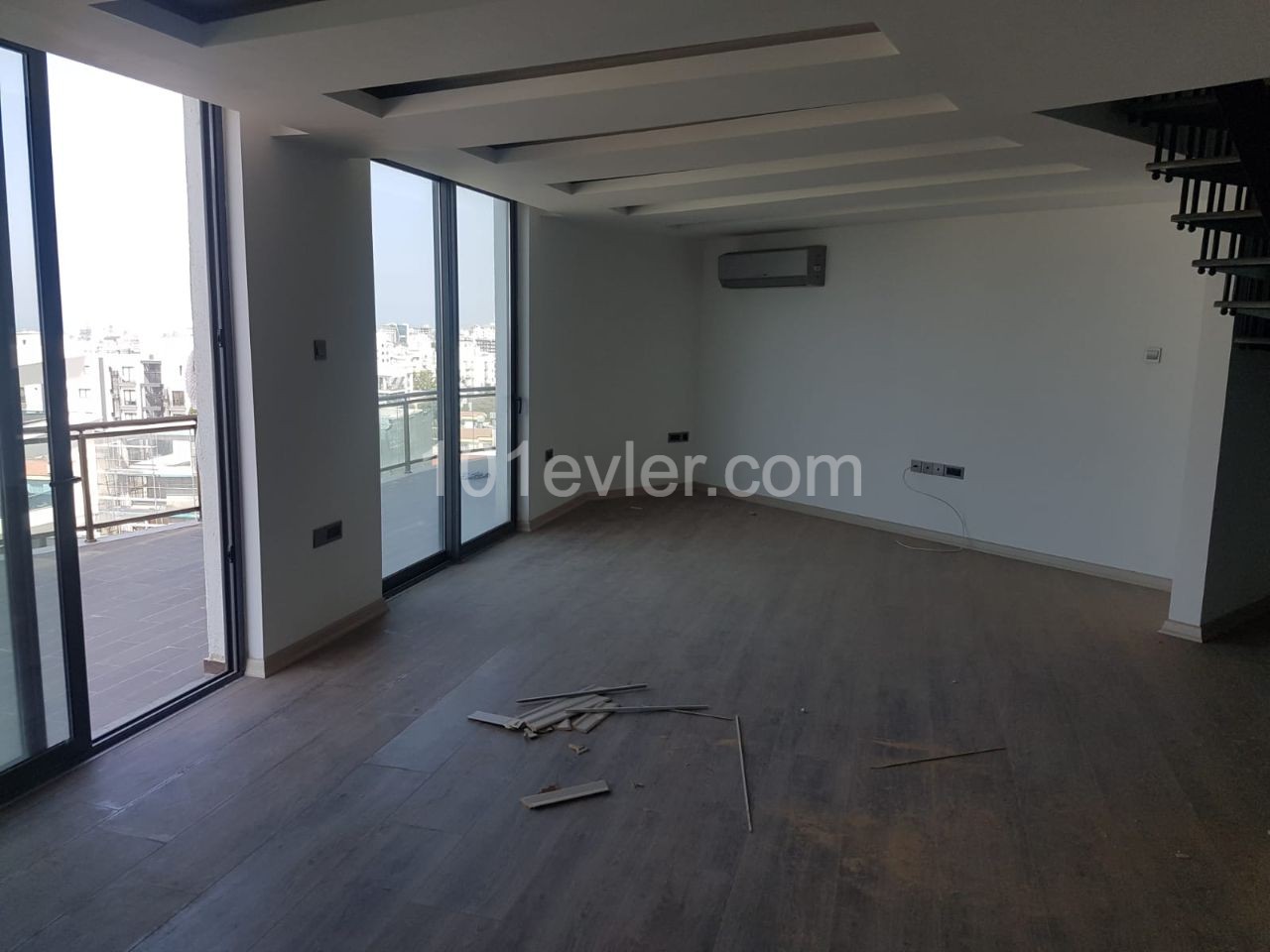 LUXURY 3+1 Double Penthouse FOR RENT in Kyrenia Central!!! ** 