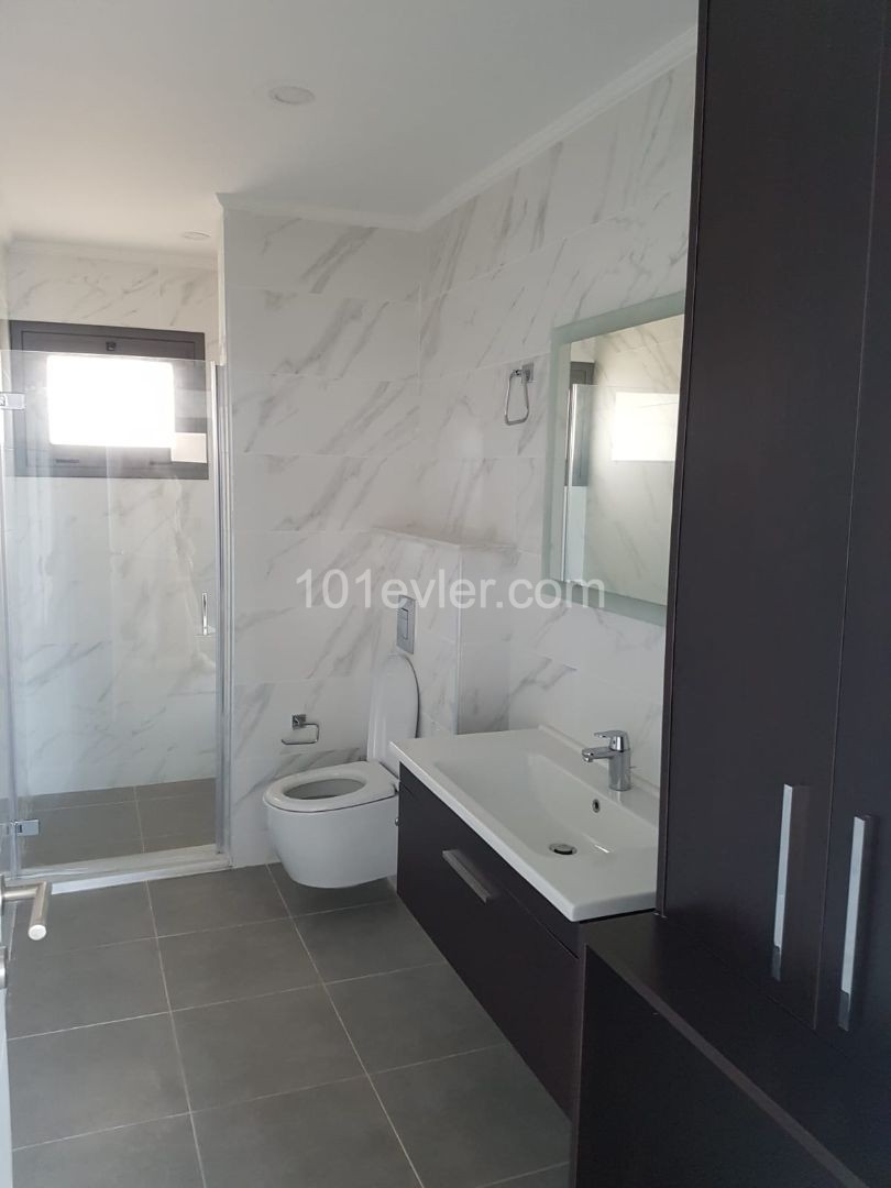 LUXURY fully furnished 4+1 Apartment FOR RENT in the center of Kyrenia ** 