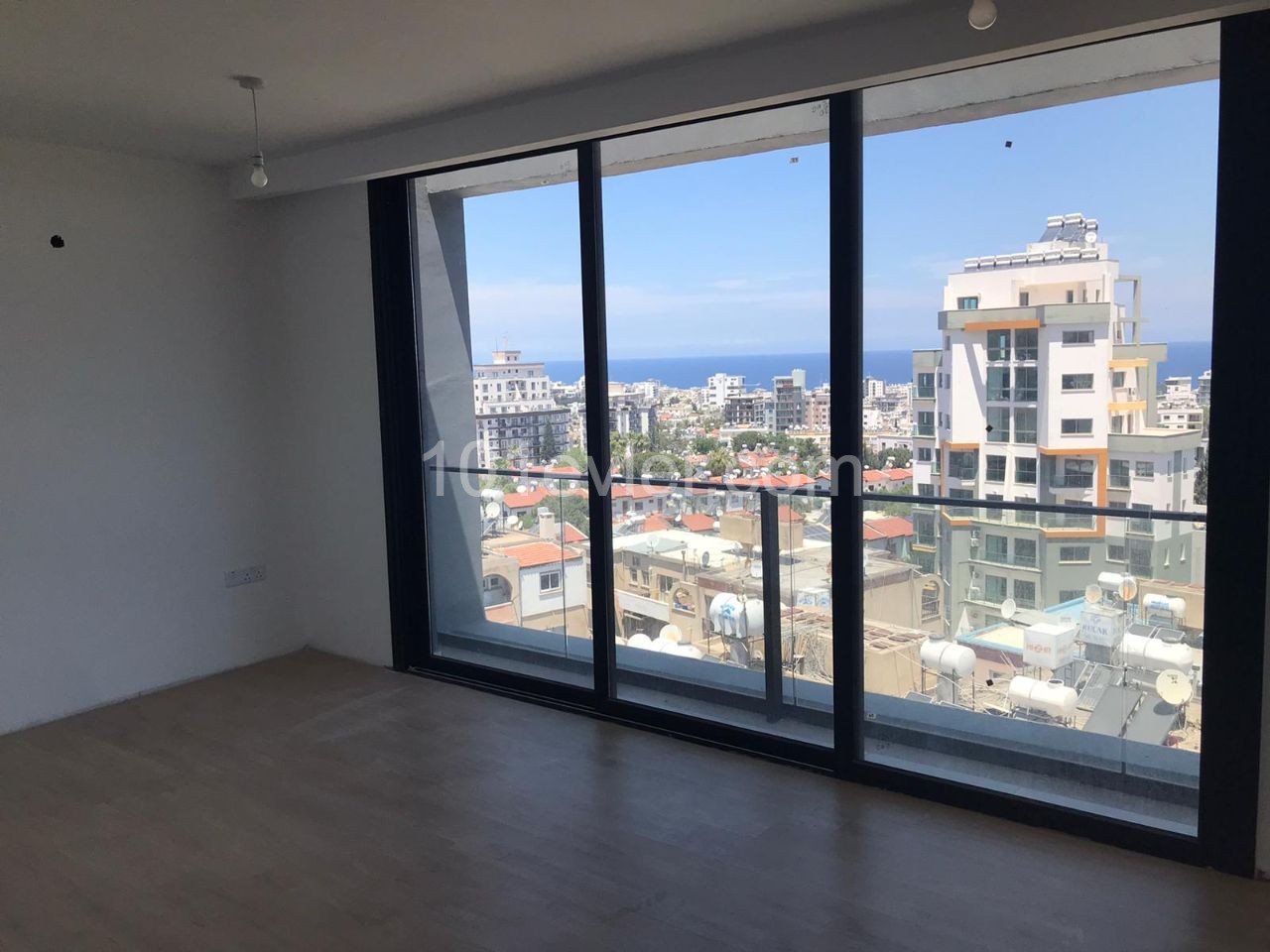 2+1 Penthouse FOR SALE in the Center of Kyrenia ** 