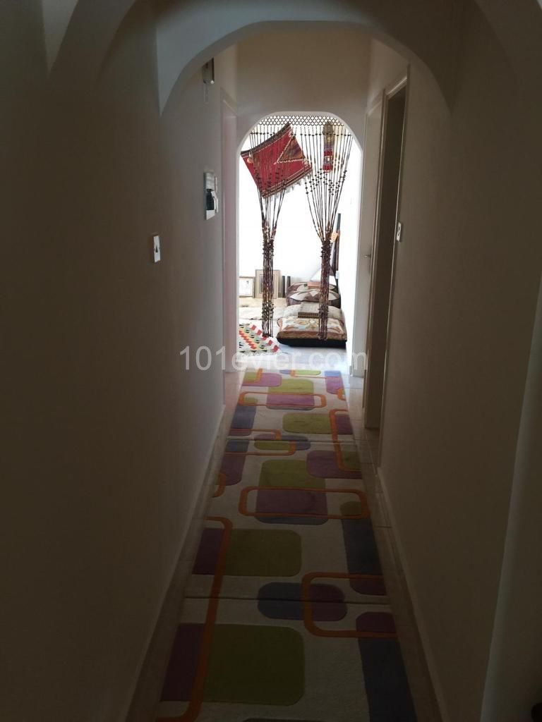 Apartment FOR SALE in Kyrenia Merkzde 3+1 Turkish Kochanli ** 