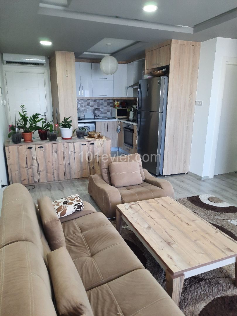 Продажа квартиры 2 + 1 в центре Кирении ** 