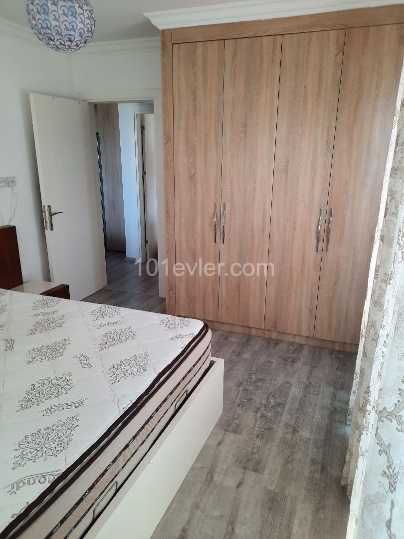 Girne Merkezde 2+1 Satılık Daire