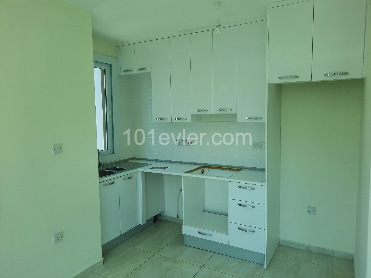 2 + 1 Apartments FOR SALE in the Center of Kyrenia ** 