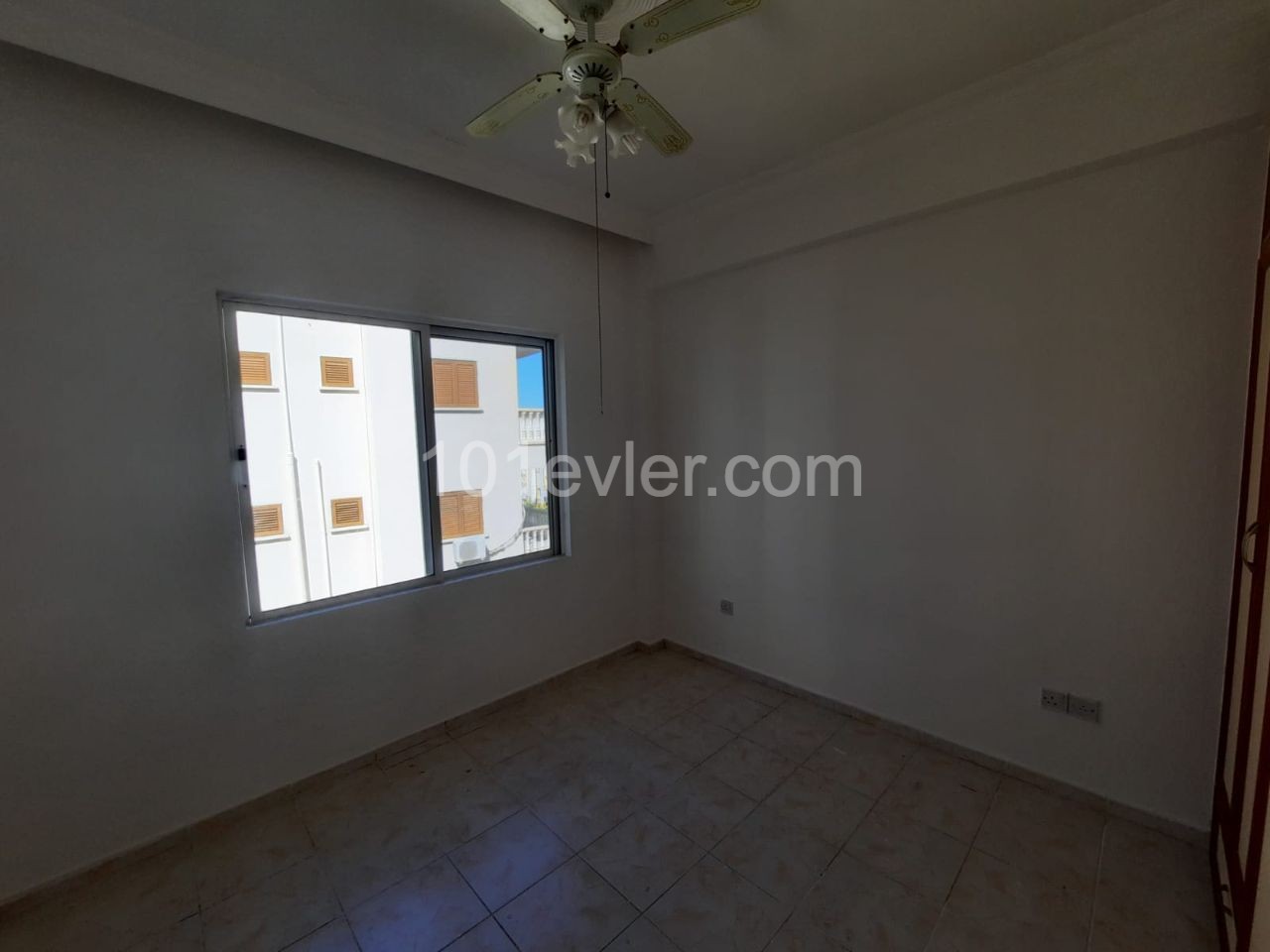 3 + 1 Apartments FOR SALE in the Center of Kyrenia ** 