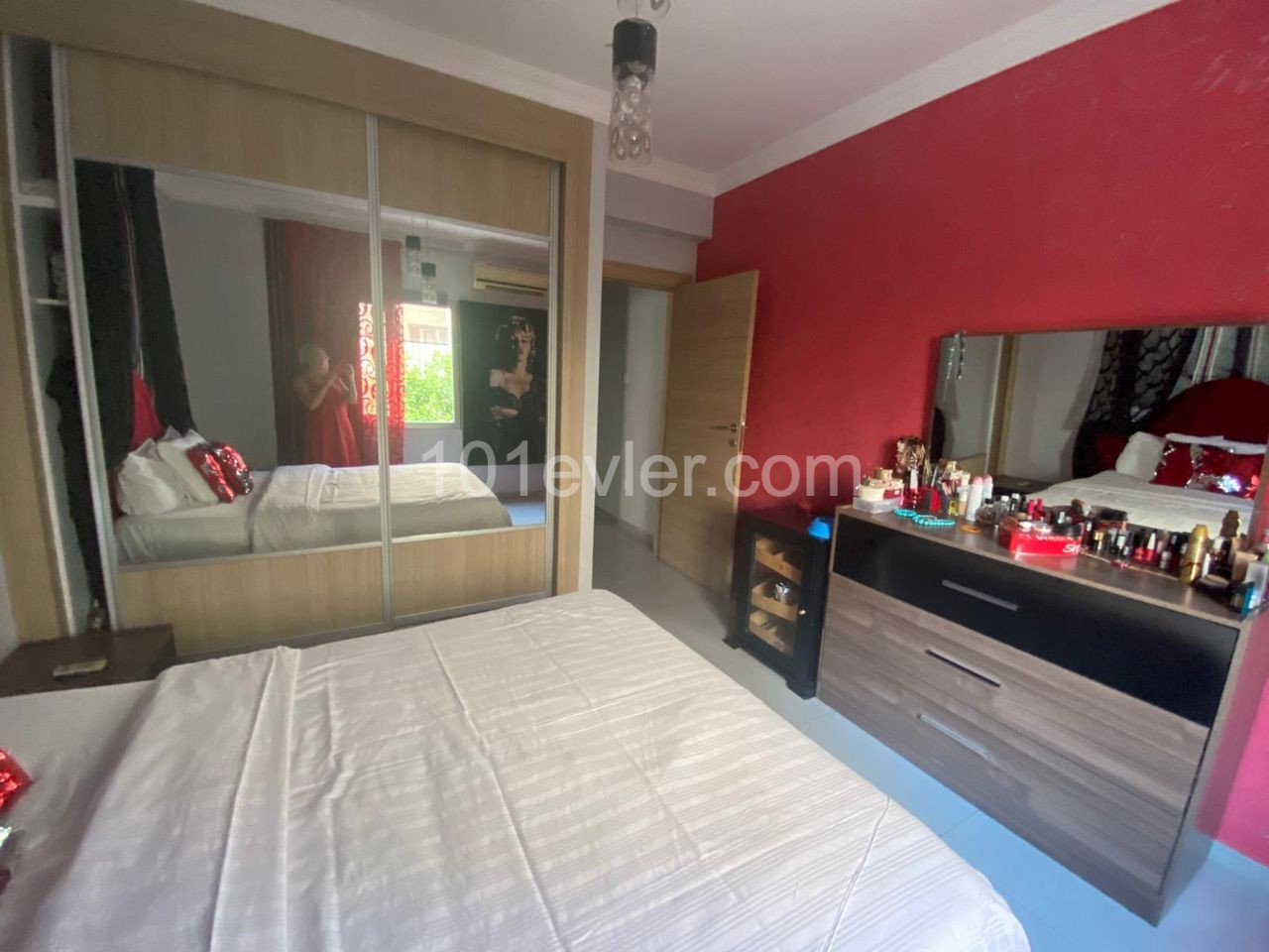 2+1 Flat for Sale in the Center of Kyrenia ** 