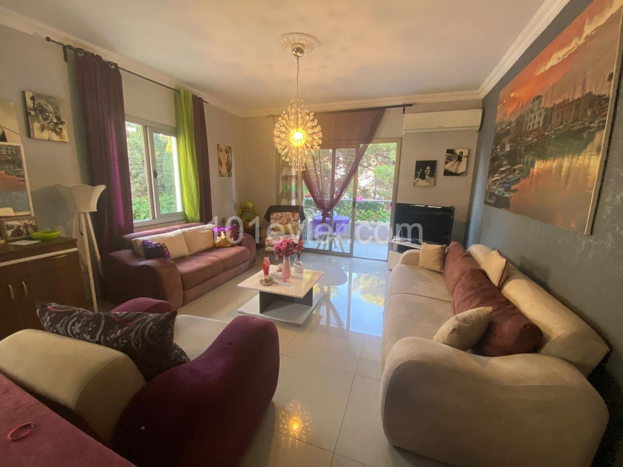 2+1 Flat for Sale in the Center of Kyrenia ** 