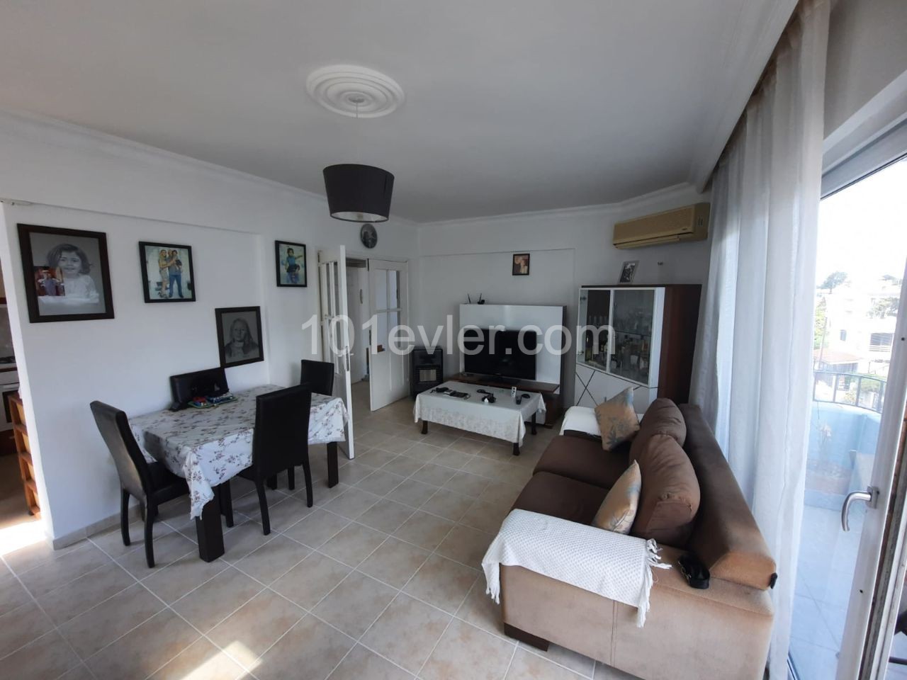 3+1 Flat for Sale in the Center of Kyrenia ** 