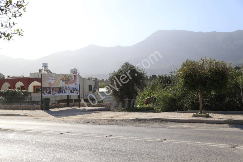 Residential Zoned Plot For Sale in Karakum, Kyrenia