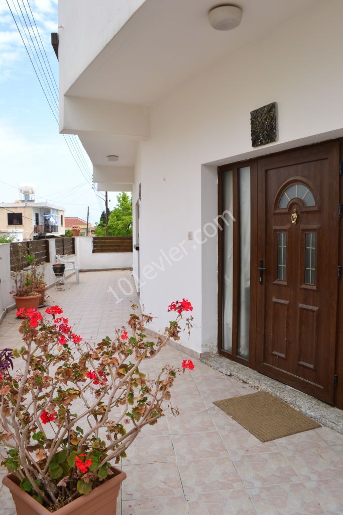 Einfamilienhaus Kaufen in Karaoğlanoğlu, Kyrenia