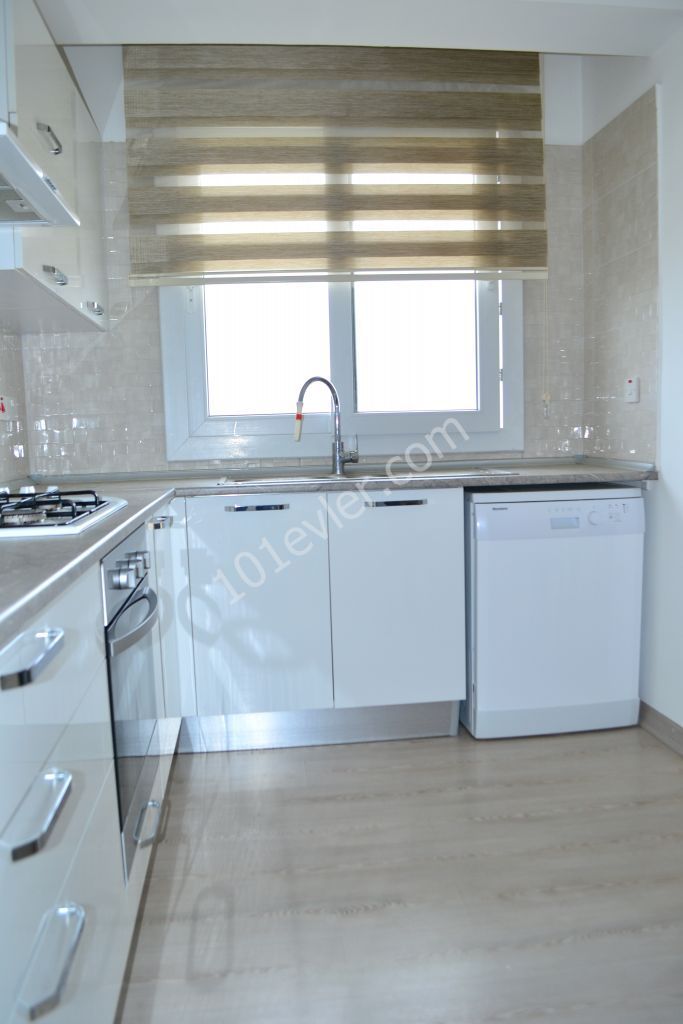 Girne merkez ( GLORIYA arkası) 2+1 daire, 90 m2