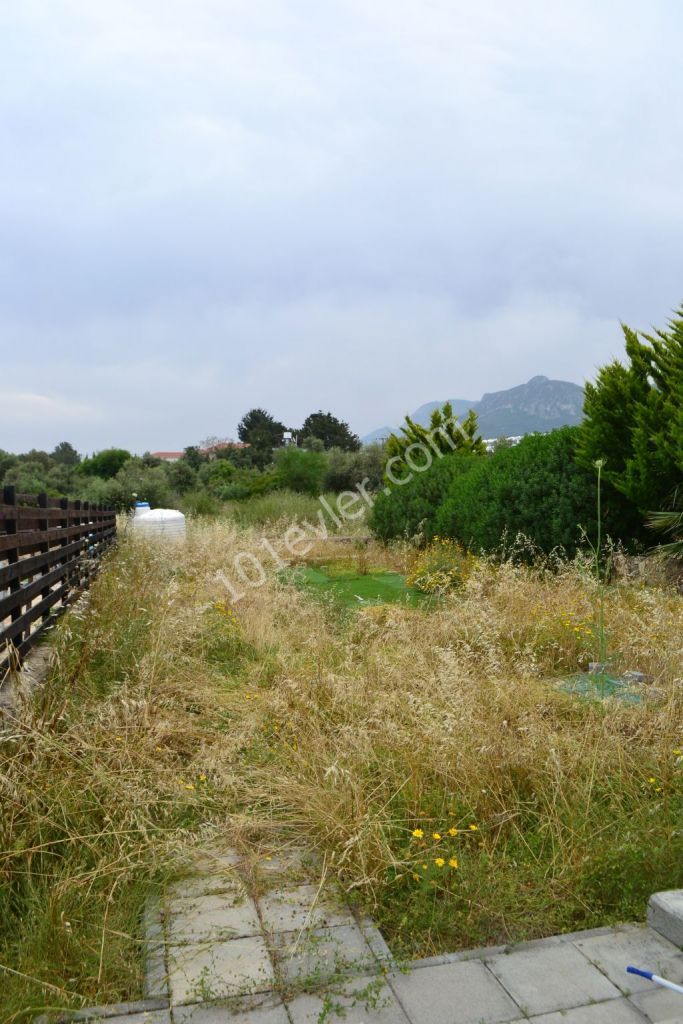 خانه مستقل برای اجاره in Karaoğlanoğlu, گیرنه