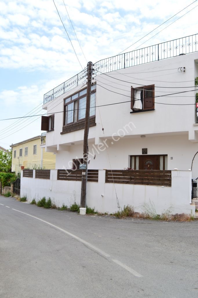 Detached House To Rent in Karaoğlanoğlu, Kyrenia