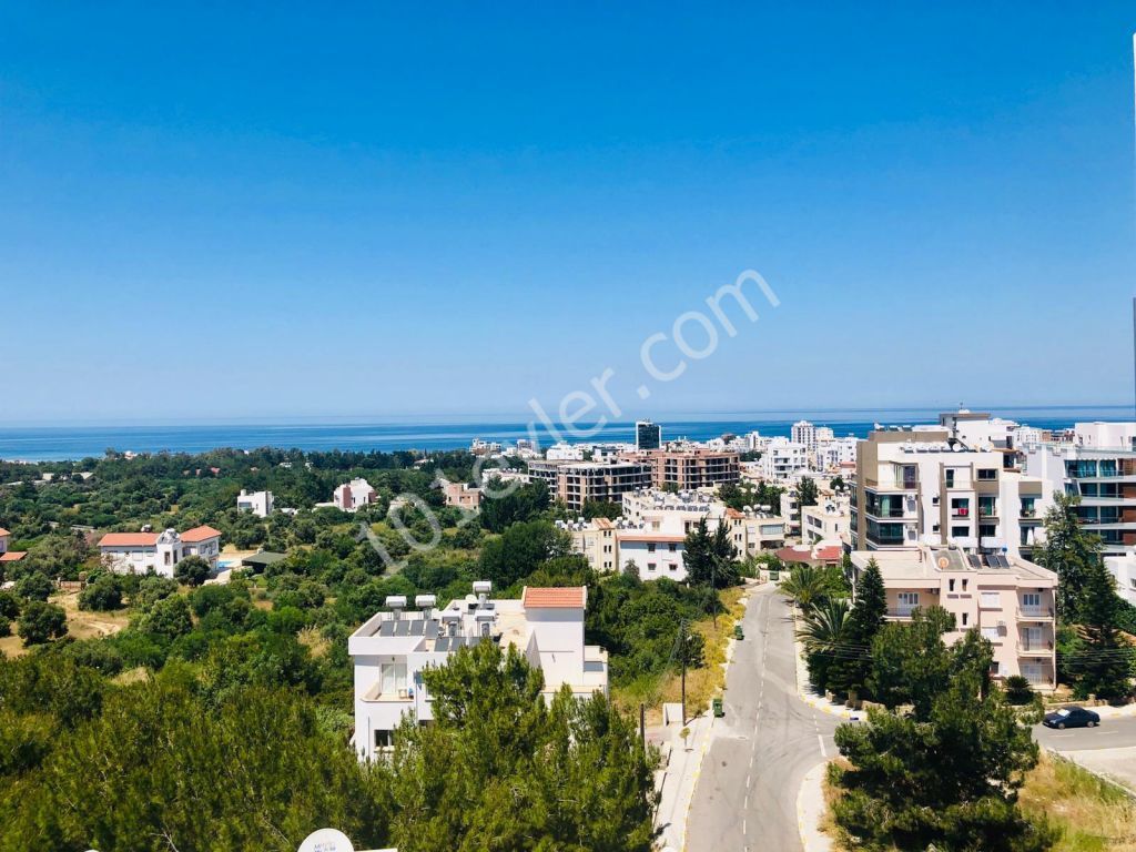 Penthouse For Sale in Girne Merkez, Kyrenia