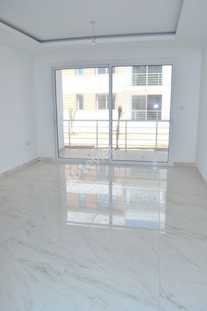 Flat To Rent in Alsancak, Kyrenia