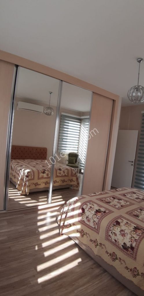 Girne Ozanköy 4+1 villa