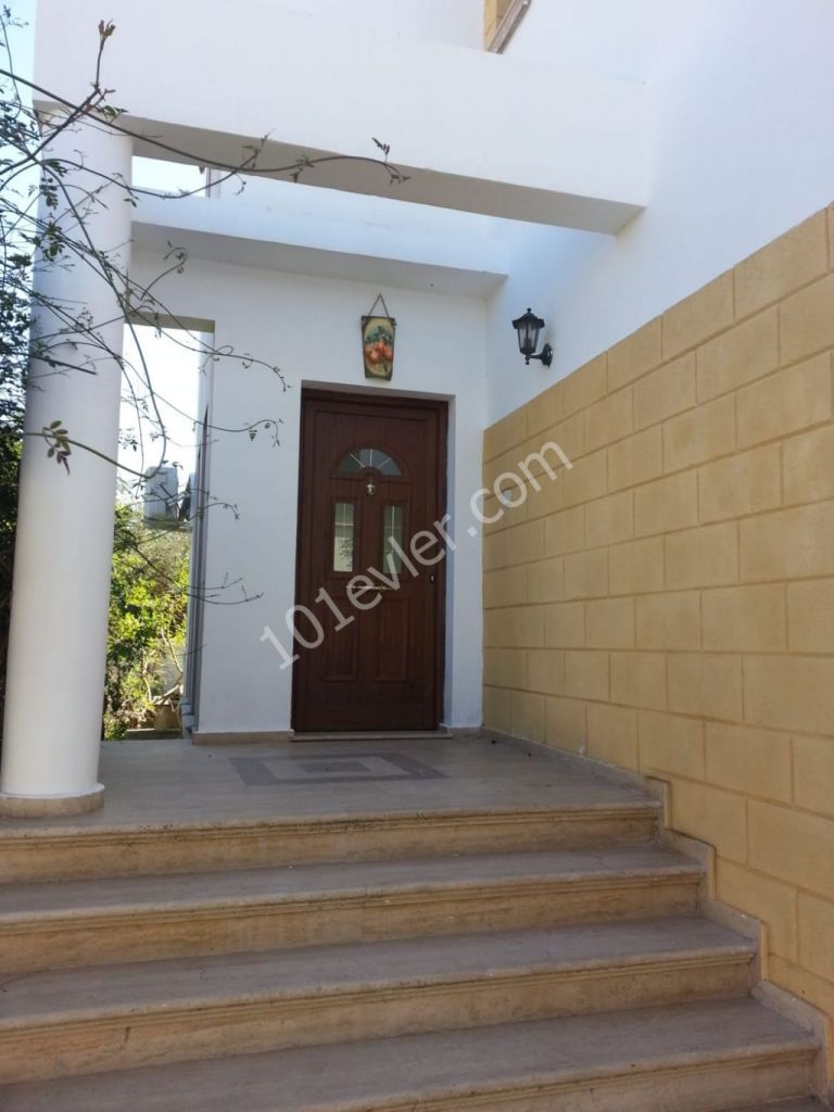 Villa To Rent in Çatalköy, Kyrenia