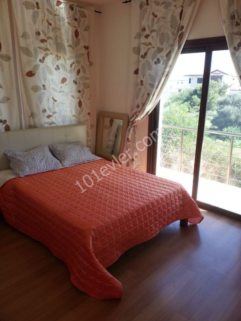 Villa To Rent in Çatalköy, Kyrenia