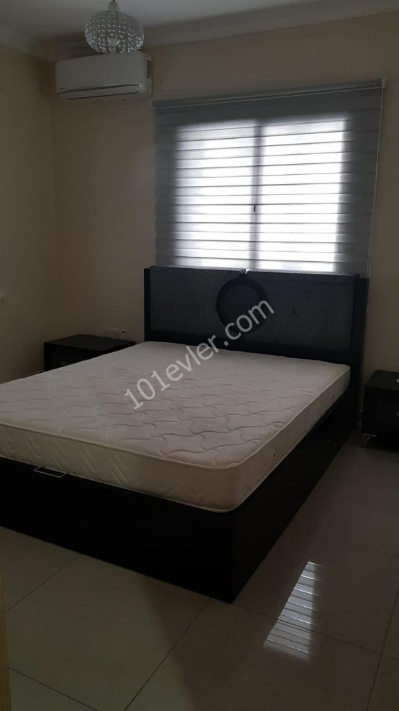 In Girne center 3+1 LÜX flat for rent