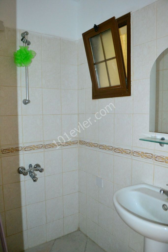 Flat To Rent in Girne Merkez, Kyrenia