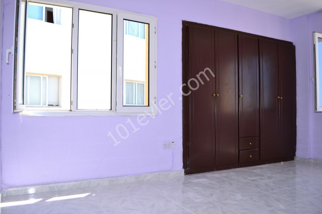 Flat To Rent in Girne Merkez, Kyrenia