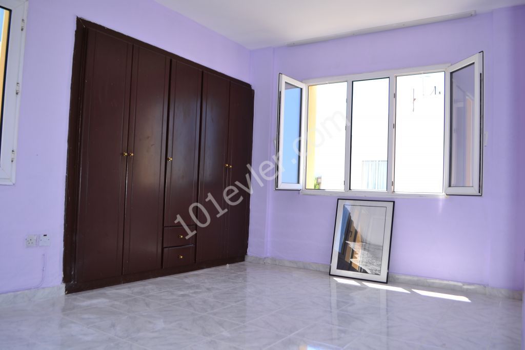 Flat To Rent in Girne Merkez, Kyrenia